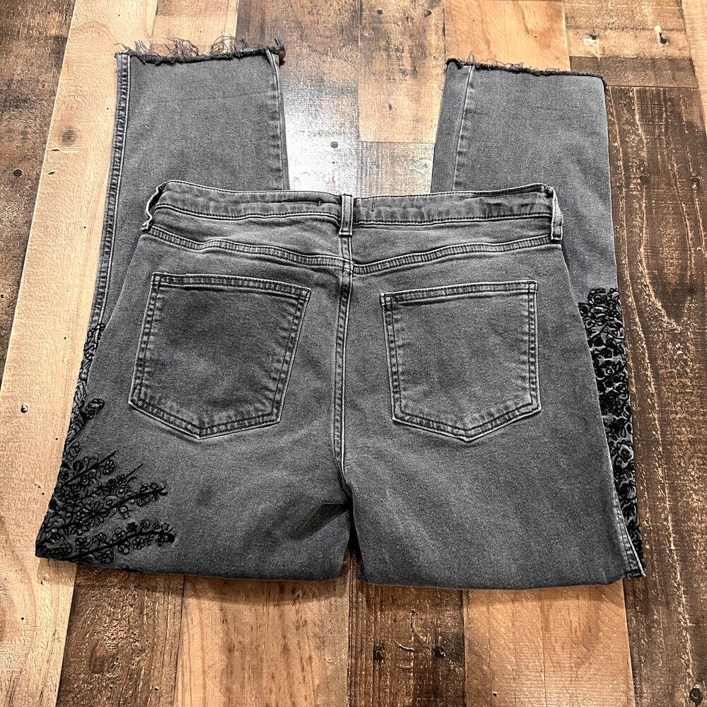 We The Free People Embroidered Girlfriend Jeans - Picture 6 of 9